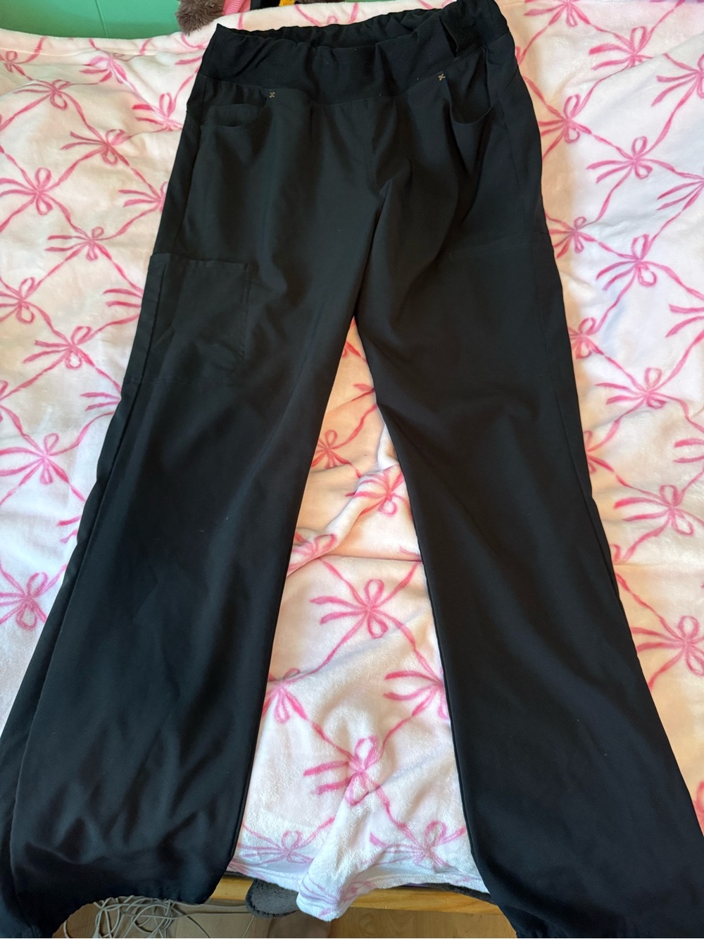 Black Wide-Leg Women's Scrubs with Utility Pocket